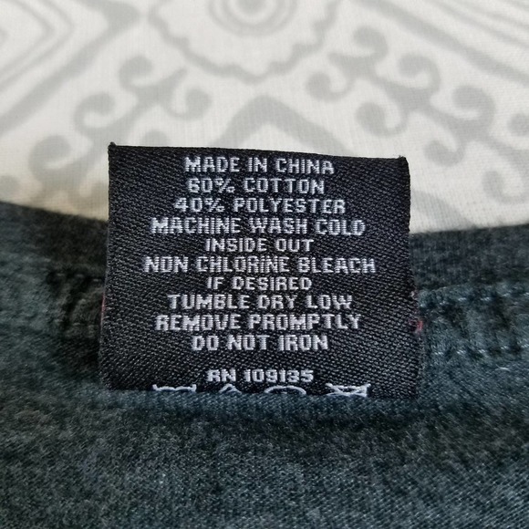 NBA Cleveland Cavaliers Gray V Neck Tee Shirt - Picture 5 of 5